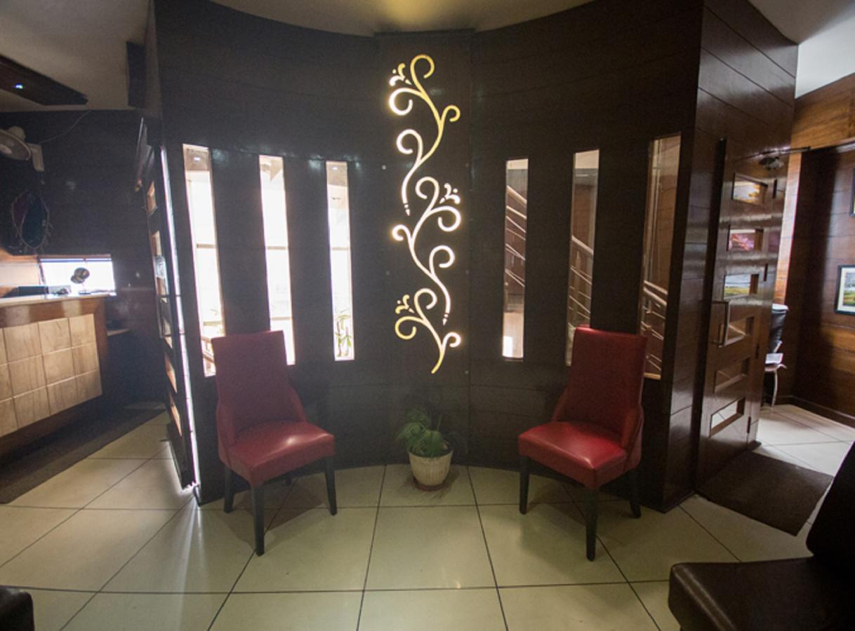 Anr Hotels Lucknow Esterno foto