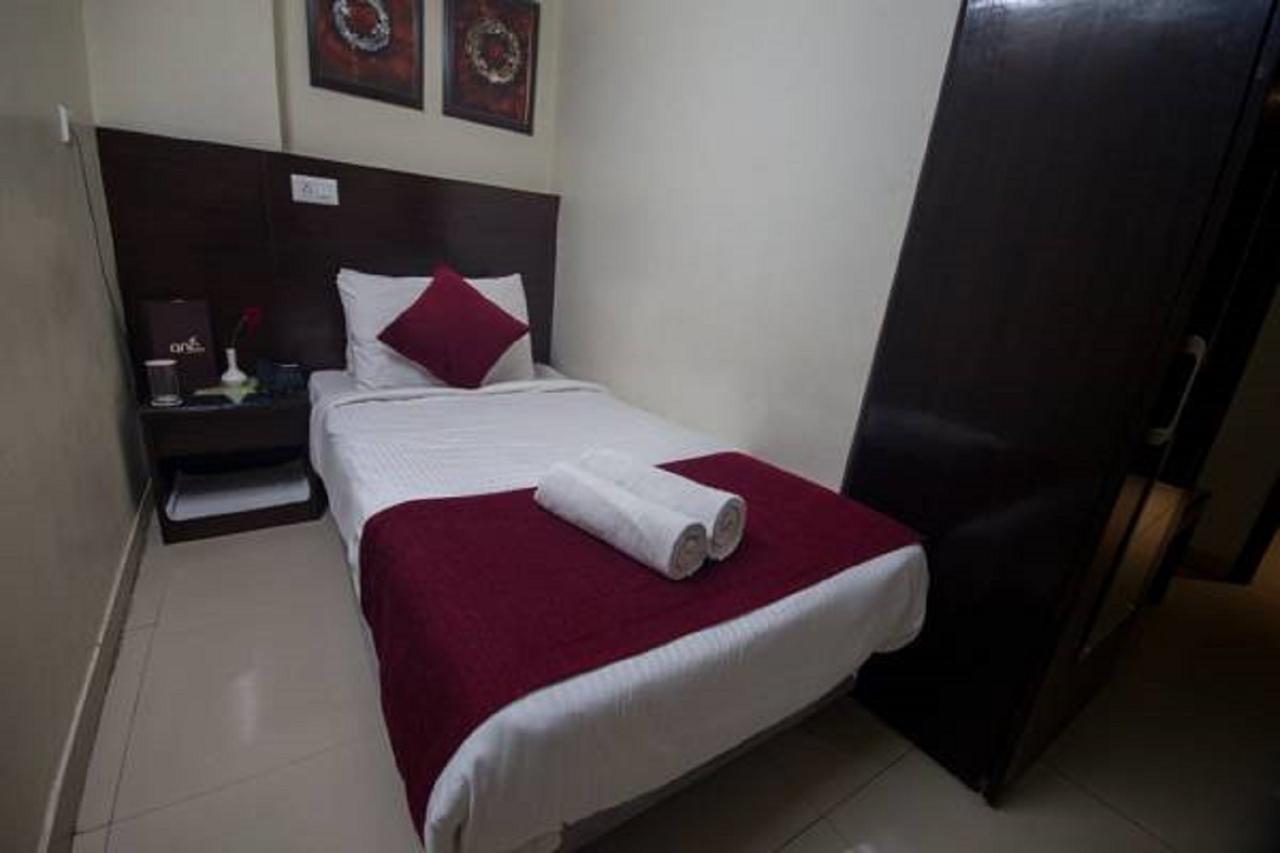 Anr Hotels Lucknow Esterno foto