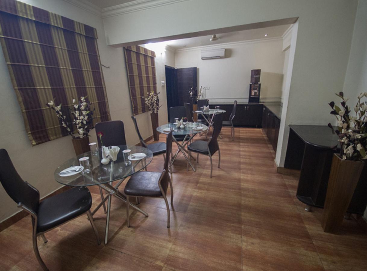 Anr Hotels Lucknow Esterno foto