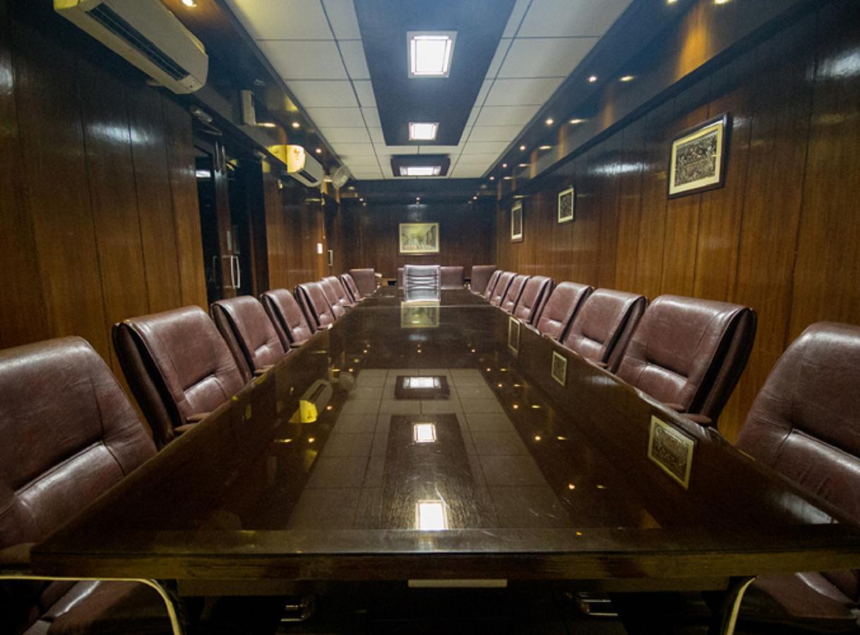 Anr Hotels Lucknow Esterno foto